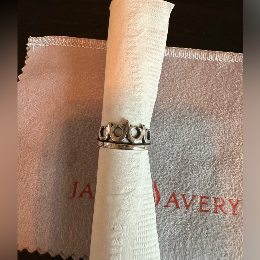 Retired Tiara James Avery ring sz 10